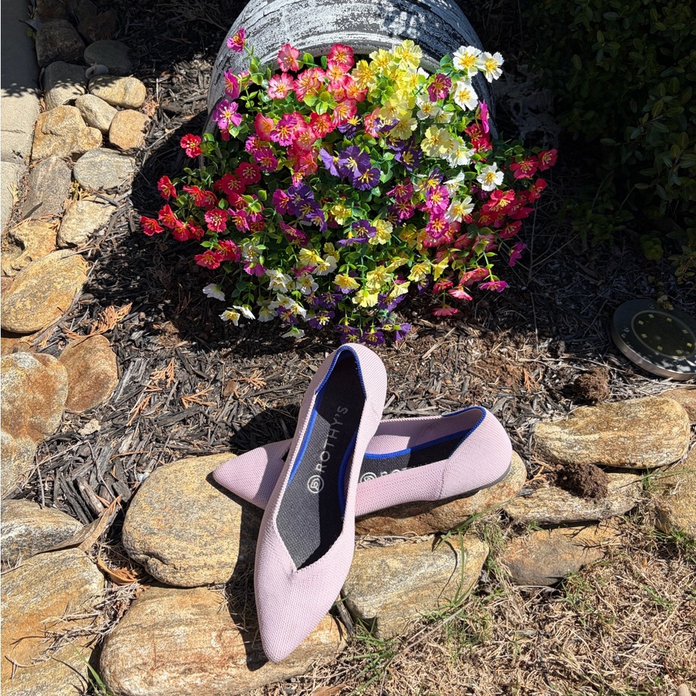 Rothy's The Point Petal Pink Flats Sz 8.5 EUC - Picture 2 of 6